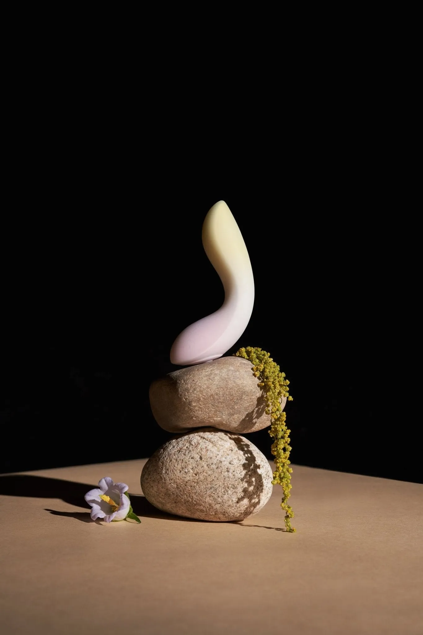 Flower Over the Moon Sucking Vibrator