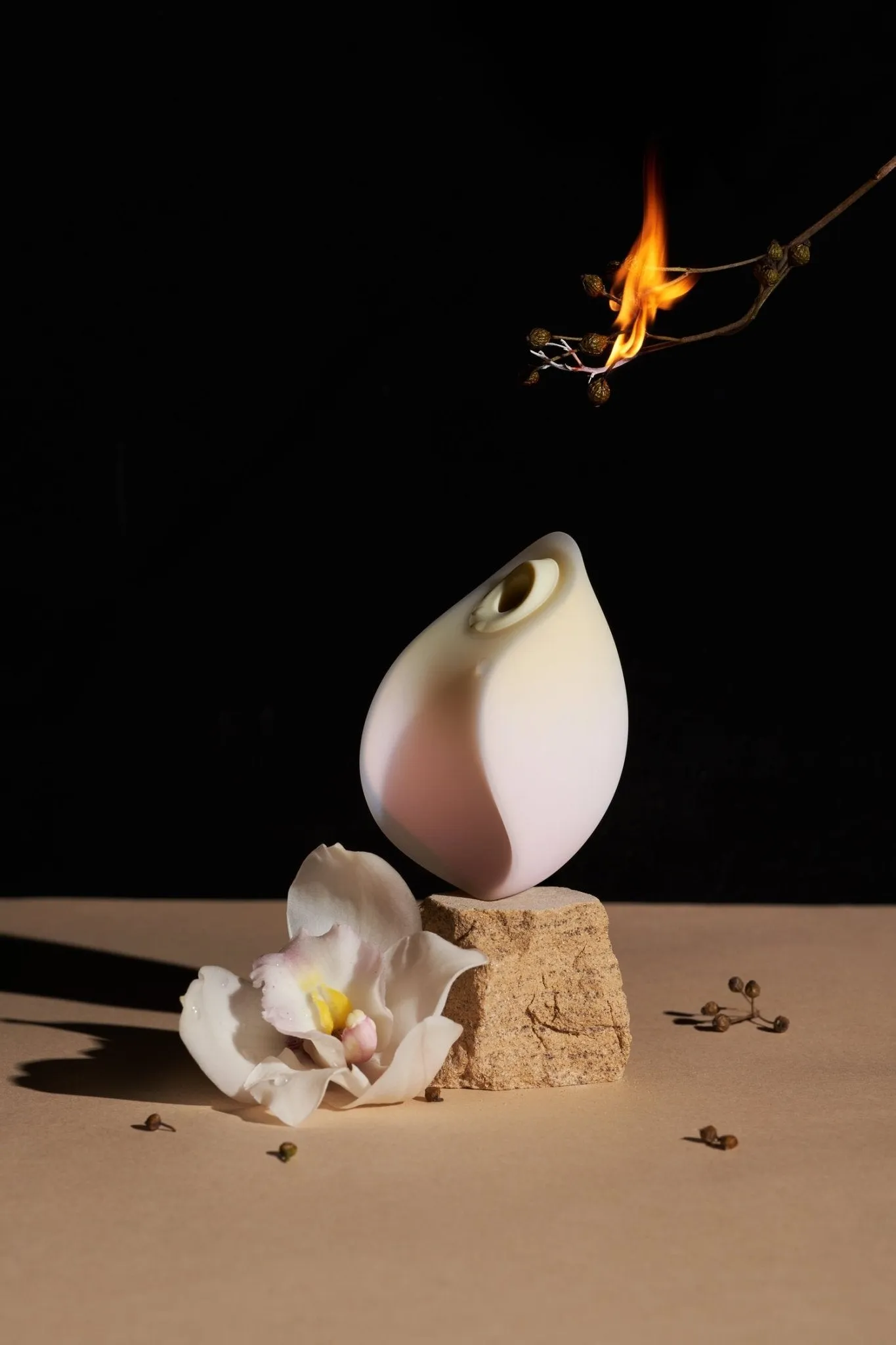 Flower Over the Moon Sucking Vibrator