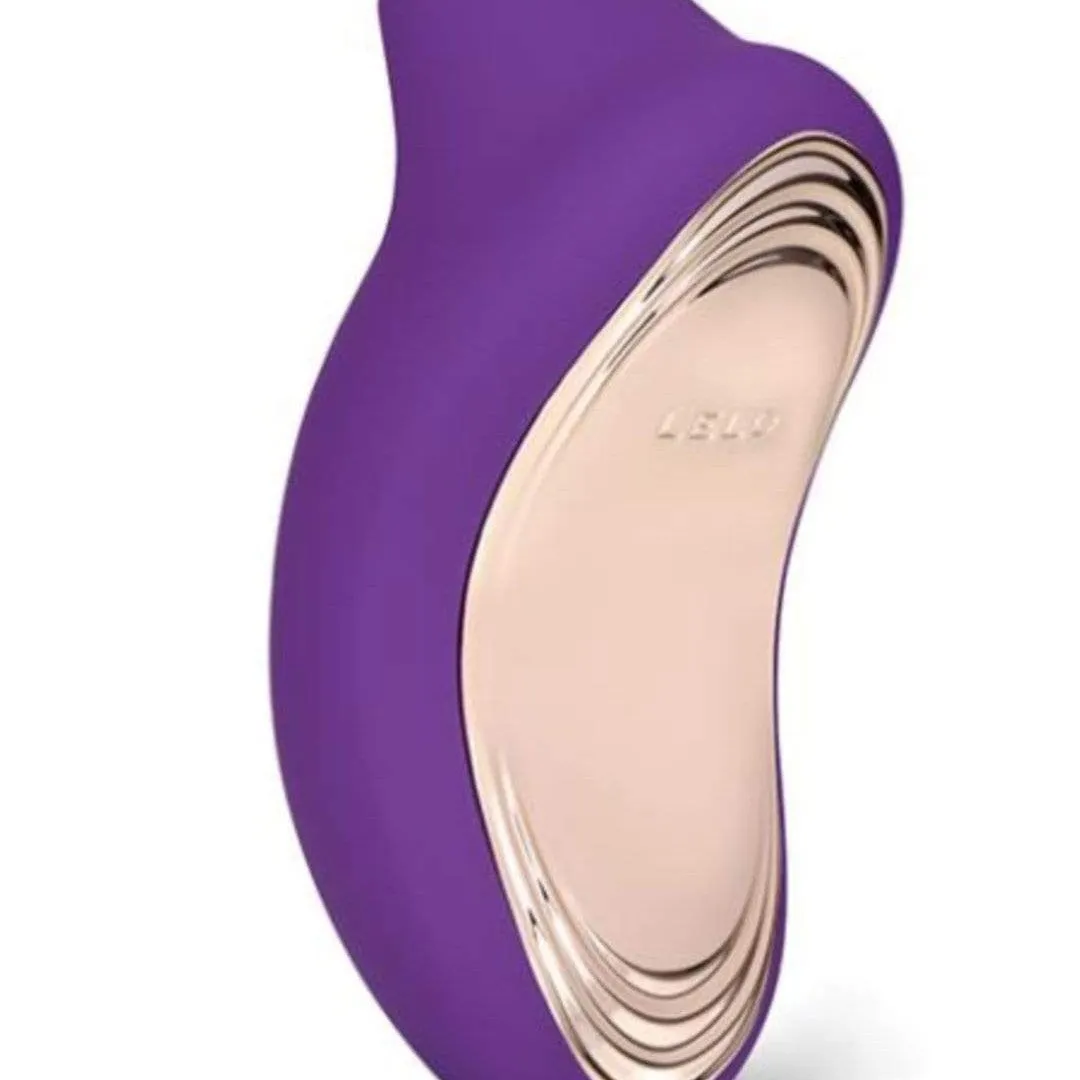 Lelo Sona 2 Waterproof Pressure Wave Clitoral Massager - Purple
