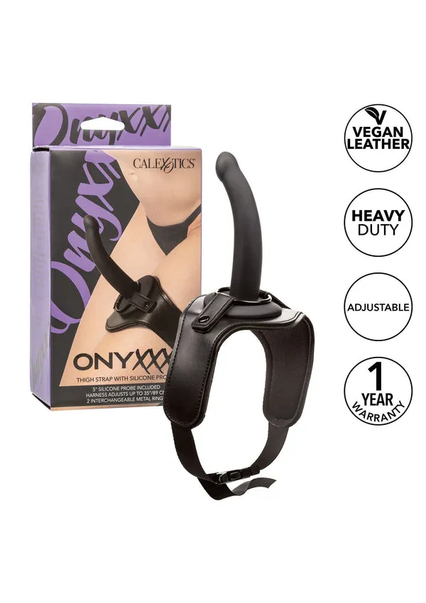 Strap-on pentru picior CALEXOTICS Onyxxx Thigh Strap with Silicone Probe. cu dildo inclus. lungime 12.7 cm. negru
